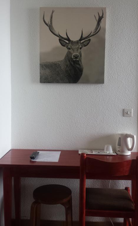 Hotel Yaka Les Angles  Room photo